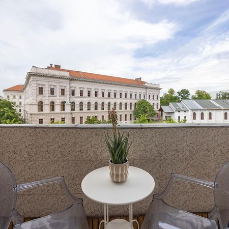 Luxy Central Spacious & Cozy Residence With Balcony Budapest Exterior foto
