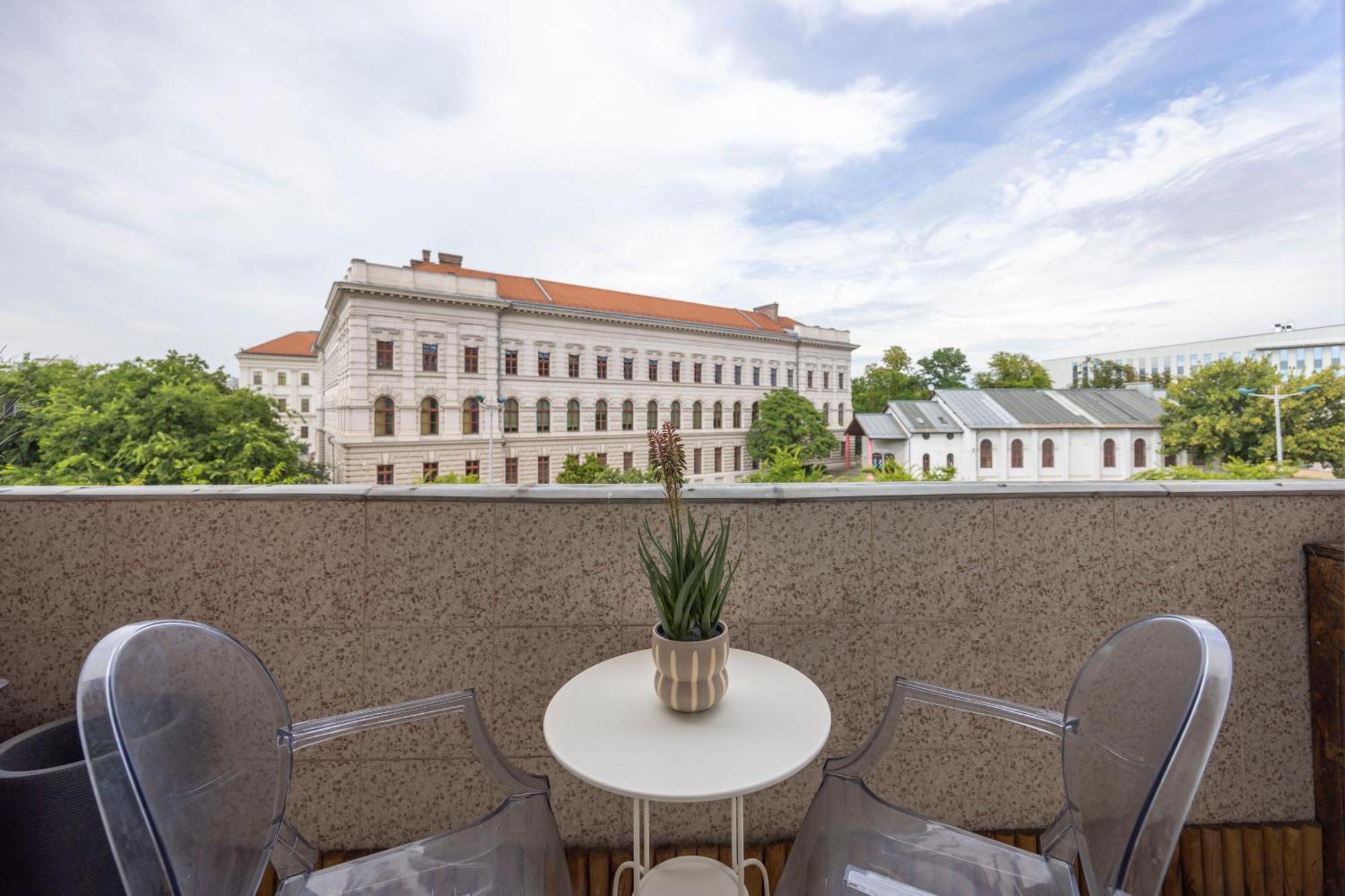 Luxy Central Spacious & Cozy Residence With Balcony Budapest Exterior foto