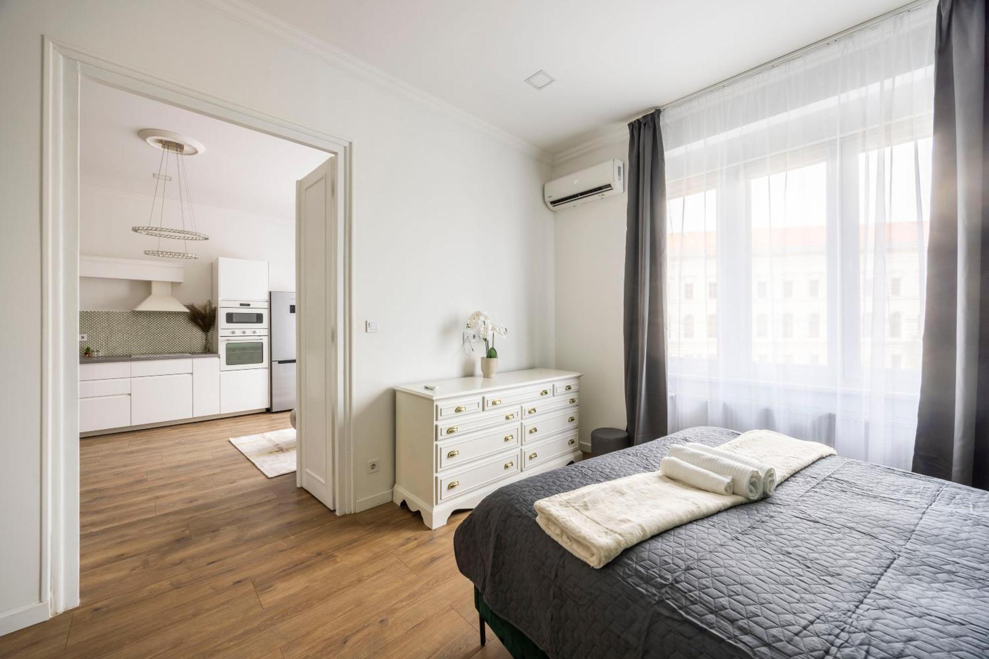 Luxy Central Spacious & Cozy Residence With Balcony Budapest Exterior foto
